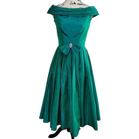Vintage Dresses & Skirts - Vintage 1950s green blue iridescent cocktail dress off shoulder bow detail retro